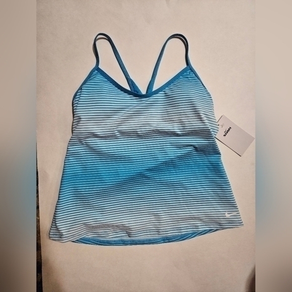 Nike Swim Top‎ - Picture 1 of 5